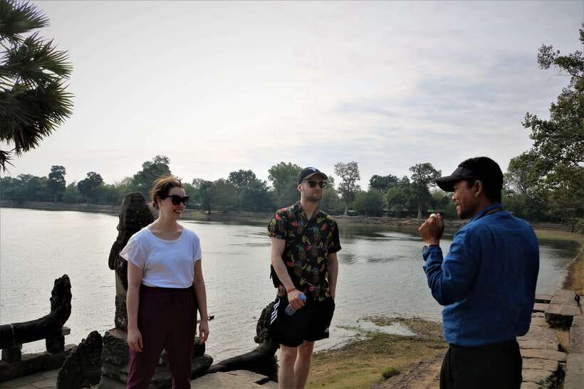 Angkor Wat: Tuk Tuk and Walking Tour - A tuk tuk start from Siem Reap