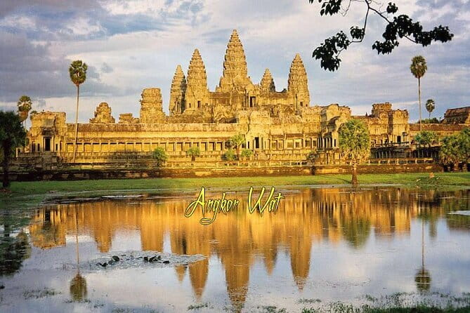 Angkor Wat Tuk Tuk Tour with Private Tour Guided - Angkor Thom, the fortified royal city