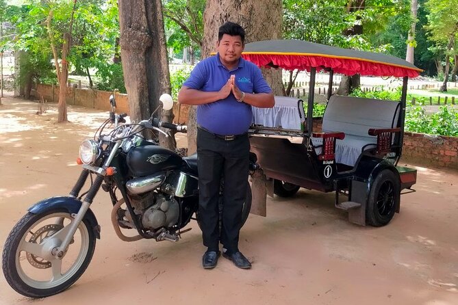Apsara Dance Show with Dinner by Tuk-Tuk Roundtrip Transfer - The Tuk-Tuk Ride From Your Hotel
