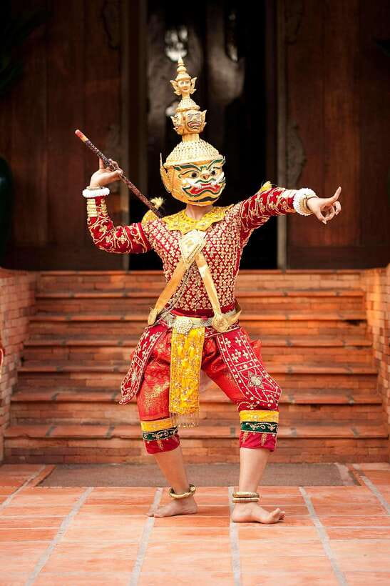 Apsara Performance include Dinner & hotel pick up - Should you book the Apsara dinner show?