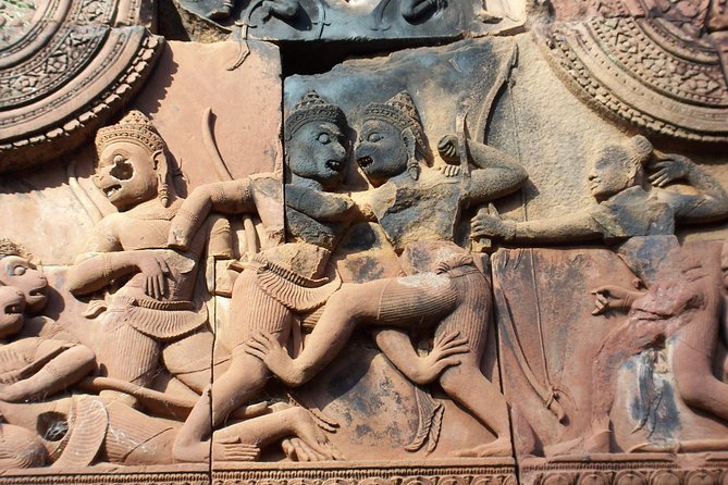 Banteay Srei and Big Tour from Siem Reap Small-Group - Neak Pean, a small temple surrounded by water