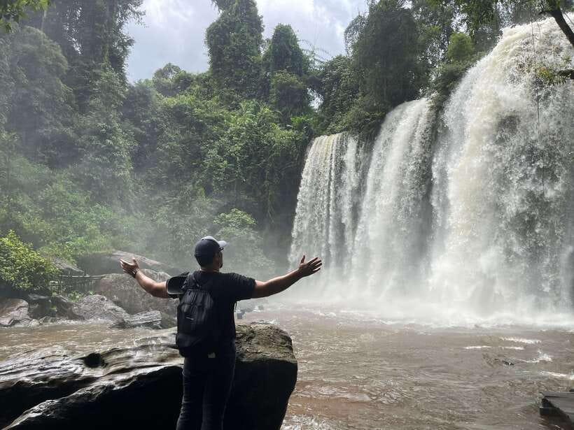 Banteay Srei, Kulen Waterfall & Beng Mealea Exploration - Banteay Srei and the fine art of red sandstone
