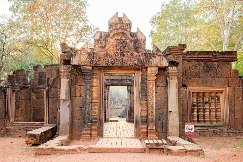 Banteay Srei Temples and The Grand Circuit of Angkor - Clothing, comfort, and age limits
