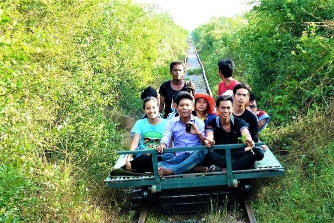 Battambang, Bamboo Train, Killing Cave Day Tour From Siem Reap - Riding the Bamboo Train through rice country