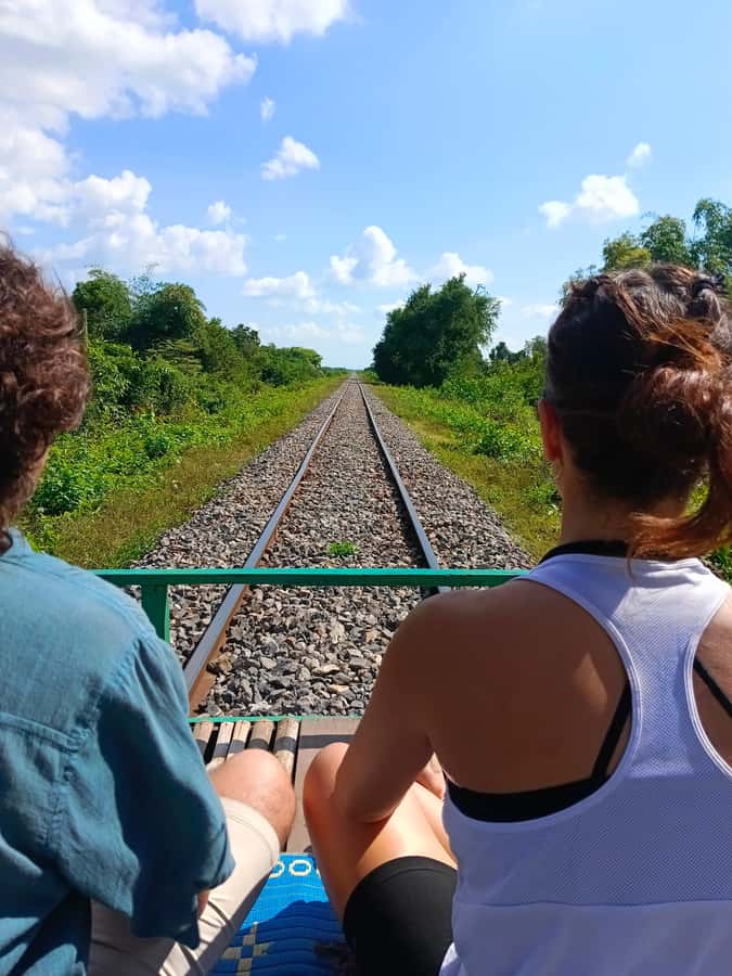 Battambang family tuktuk tour BambooTrain/Wat Banan/Bat cave - What the guide adds to the day