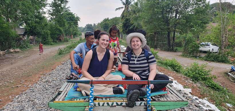Battambang Private Full-Day Tour from Siem Reap - Leaving Siem Reap for Battambang’s rice country
