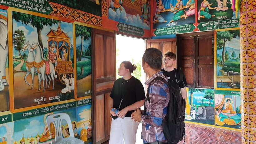 Battambang Private Full-Day Tour from Siem Reap - Phnom Sampeau and the limestone caves