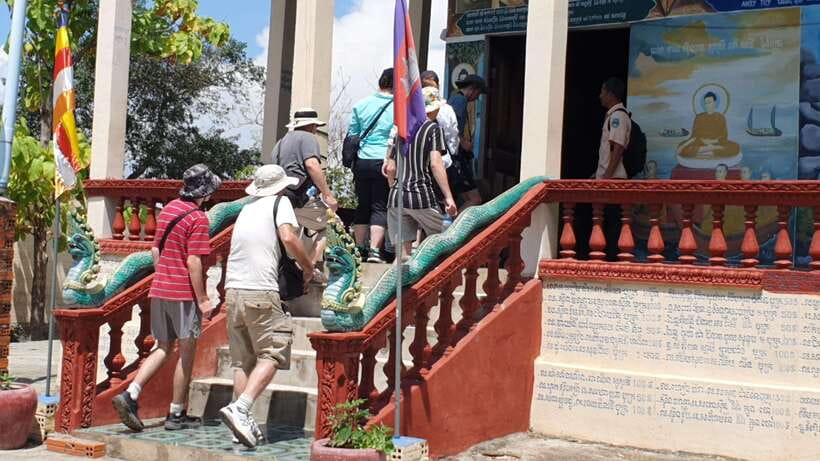 Battambang Private Full-Day Tour from Siem Reap - Battambang beside the Steung Sangké River