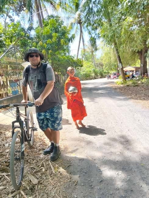 Battambang's Most Authentic Local Experience - Phnom Sampov and the Killing Cave