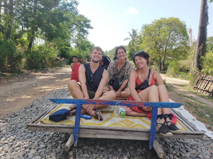 Battambang: Tuk-Tuk, Bamboo Train, Killing/Bat Caves, Sunset - Key points at a glance