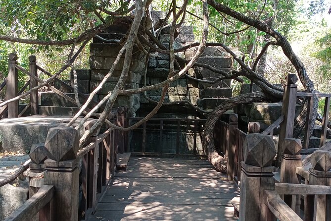 Beng Mealea, and Bakong temple Full-Day private Tour - Bakong and the first great temple mountain
