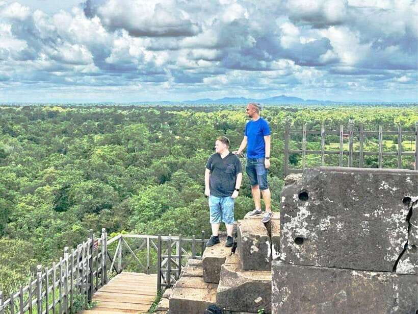Beng Mealea and Koh Ker -the UNESCO World Heritage - What the Guide Adds to the Ruins