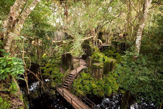 Beng Mealea and Kompong Kleang - How the private format changes the day