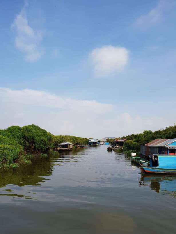 Beng Mealea, Koh Ker & Floating village Day Tour - Koh Ker and the seven levels of Prasat Thom