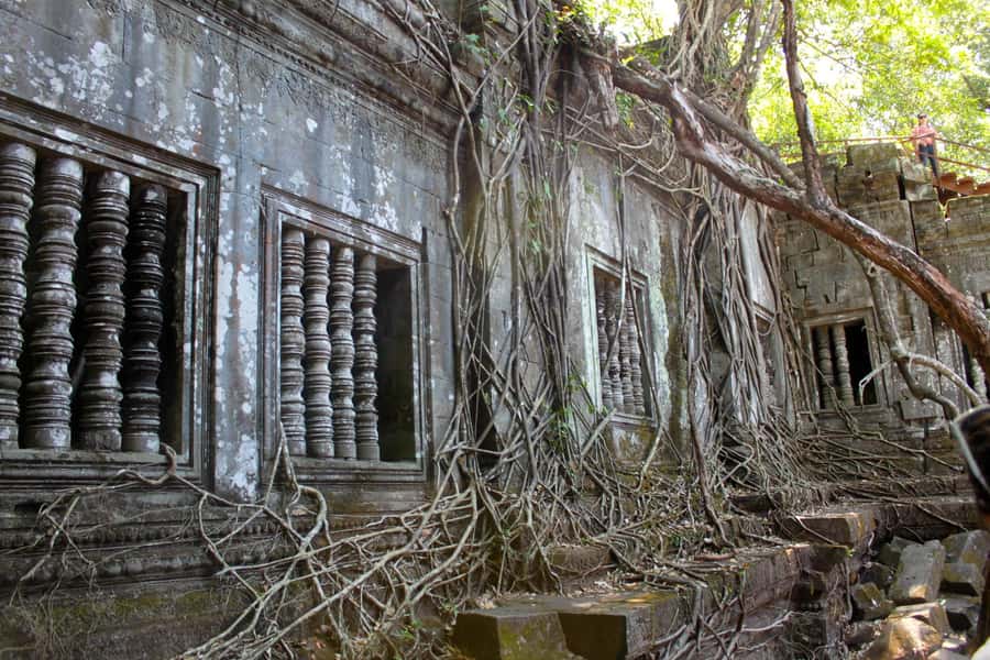 Beng Mealea & Koh Ker Temples Private Tour - The long road to Koh Ker
