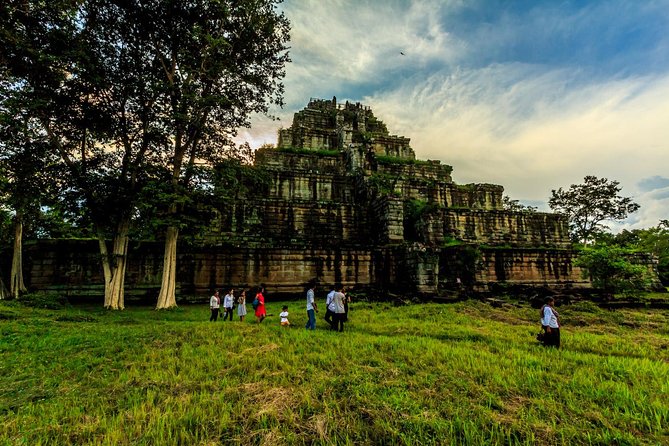 Beng Melea & Koh Ker Temples Small-Group Tour - Beng Mealea: jungle, broken stone, and an 11th-century temple