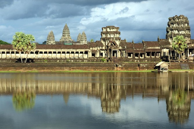 Best of Siem Reap 3-Day Private Tour to Angkor Wat & Tonle Sap - Day one: sunrise, Angkor Wat, and Angkor Thom