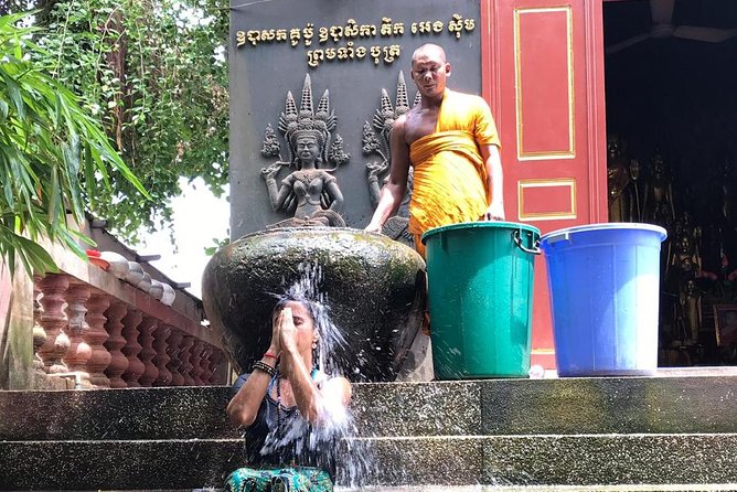 Buddhist Water Blessing and Real Life Experience with Local - Wat Preah Prom Rath and the story of Buddha