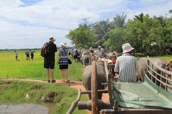 Day in a Life Authentic Village Experience in Siem Reap - Meeting a Type 1 Poor Family