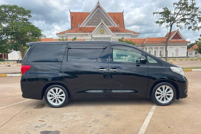 Day trip Phnom Penh to Siem Reap & Return back - Bayon and the faces of Angkor Thom