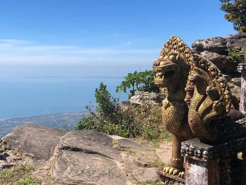 Discover Kampot-Kep for a day trip include Bokor mountain - Kep Crab Market and the best meal of the day