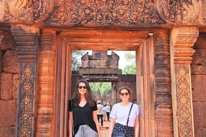 Excursion Koh Ker and Beng Mealea Temples Day Tour - One hour at Prasat Beng Mealea