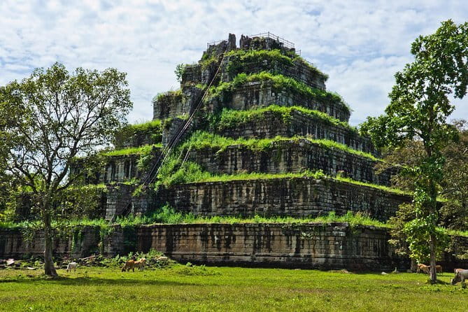 Excursion Koh Ker and Beng Mealea Temples Day Tour - Who should book this day tour?