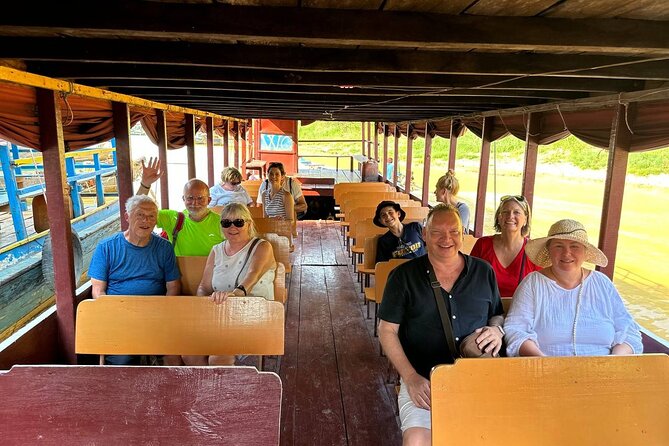 Experience Tranquility: Kampong Phluk Floating Villages Tours - Photography, Guides, and the Human Side of the Tour