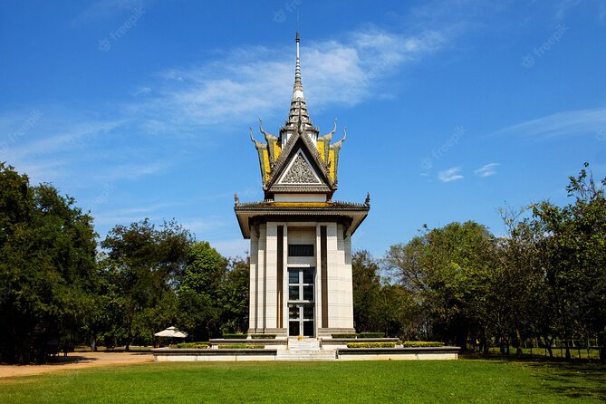 Expert Private Guided Tour and learn about the Khmer Rouge’s - Tuol Sleng: a school turned into S-21