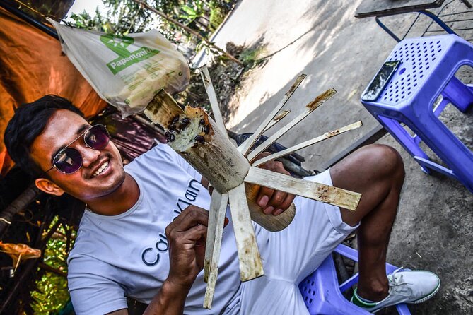 Explore Battambang full day tour by Tuk Tuk (start from 9am-6:30pm) - The one-hour Bamboo Train ride