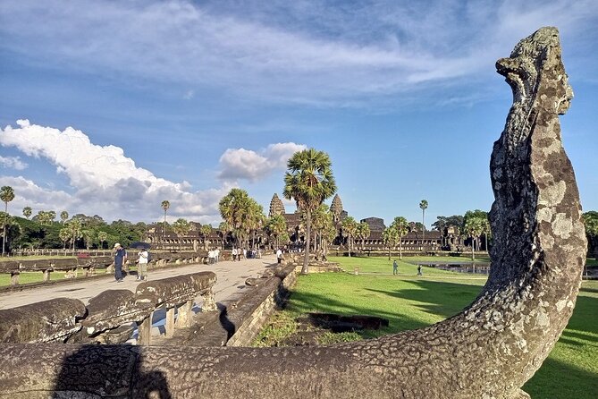 Explore Private Tour in Angkor Wat - A local Khmer lunch with community value