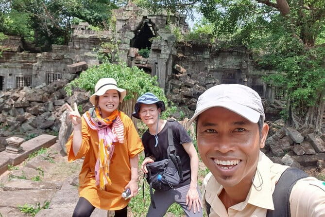 Explore the real Siem Reap Cambodia with a local guide - Angkor Thom, Baphuon, and Bayon