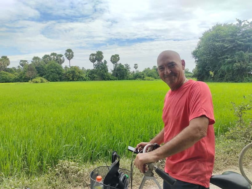 Explore the Village &Countryside By Bicycle-Half Day Morning - Meeting families in their own homes