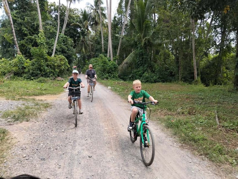 Explore the Village &Countryside By Bicycle-Half Day Morning - Visiting the local school