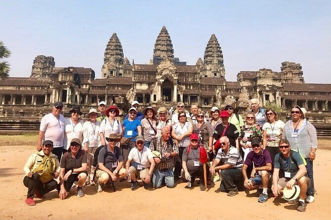 (Free eSim) Classic Angkor Wat Sunrise Full Day Tour - Guides, photos, water, and small comforts