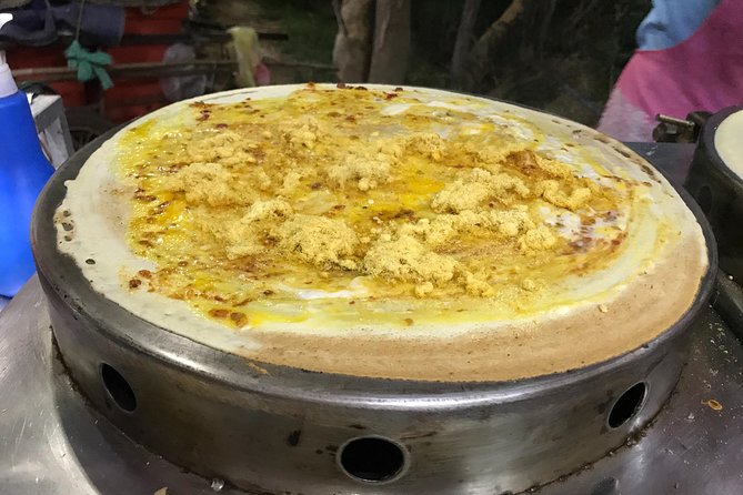 ( Free eSim) Night Market & pub street Night Life walking tour - Psar Chaa, the Old Market, in a focused 30 minutes