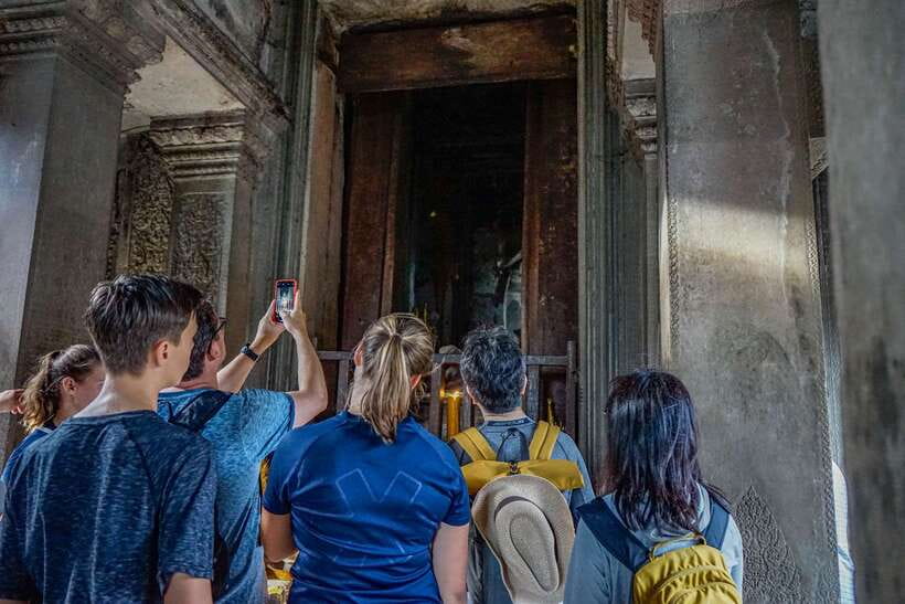 From Siem Reap: Angkor Wat Full-Day Private Tour & Sunrise - Angkor Wat from sunrise to breakfast