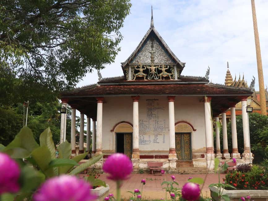 From Siem Reap: Battambang Day Trip Bamboo Train & Bat Cave - A family-style Khmer lunch with flexibility