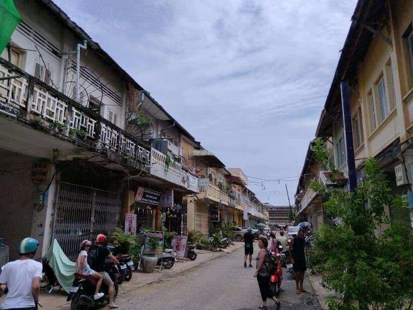 From Siem Reap: Battambang Day Trip Return or to Phnom Penh - Return to Siem Reap or continue to Phnom Penh