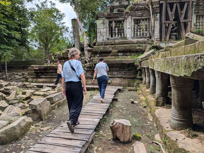 From Siem Reap: Koh Ker and Beng Mealea Private Day Tour - Three hours around Koh Ker and Prasat Thom