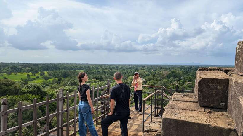 From Siem Reap: Koh Ker and Beng Mealea Private Day Tour - Lunch in a local restaurant, with the bill separate