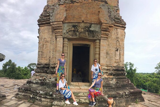 Full-Day Banteay Srei & 4 Temples - Grand Tours Join-in Tour - Ta Som: a smaller stop with a calmer pace
