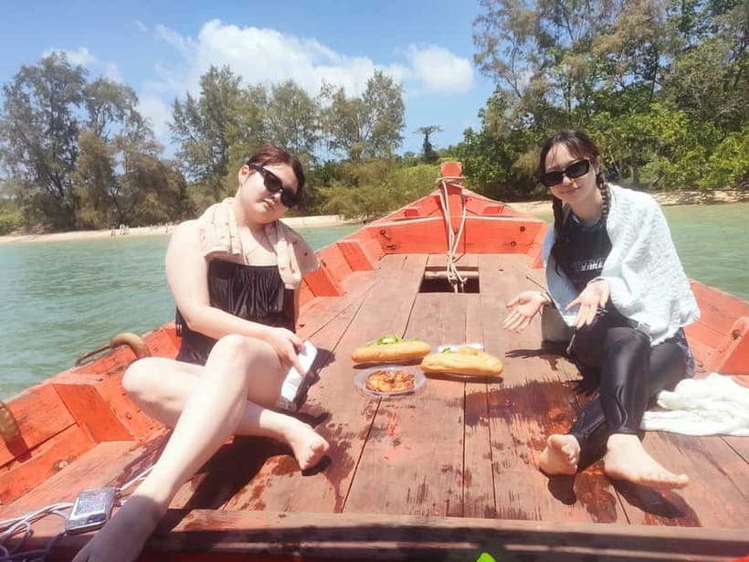 Full Day City Tour with A Boat Trip to 2 Islands - The guide can shape the whole day