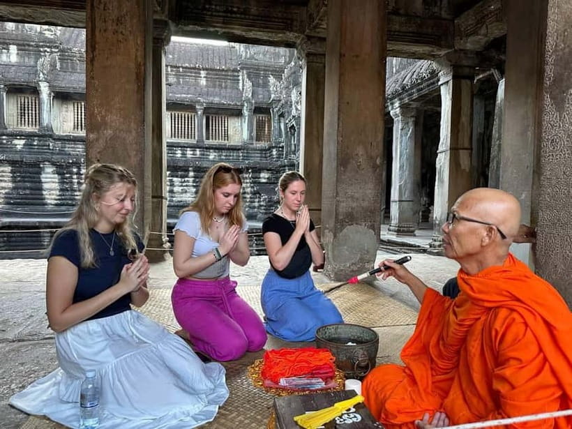 Full-Day Explore Angkor Temples Sunset Tour (with Lunch) - Bayon and Angkor Thom’s Serene Stone Faces