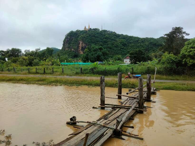 Full-day: Original bamboo train, Wat Banan, Phnom Sampov - Key Points Before You Book