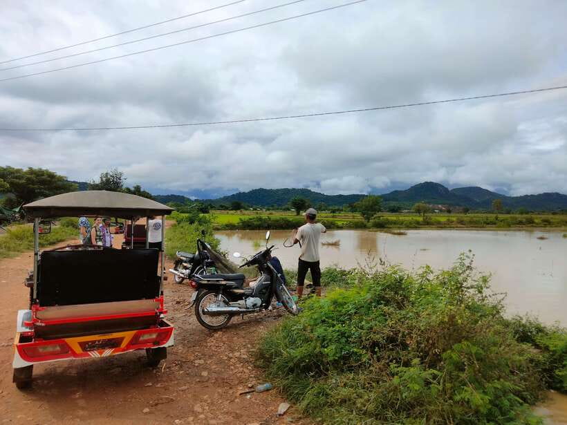 Full-day: Original bamboo train, Wat Banan, Phnom Sampov - Starting in Battambang’s Colonial Center