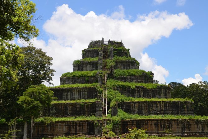 Full-Day Preah Vihear, Koh Ker and Beng Mealea Private Tour - The guide can make or break the long drive