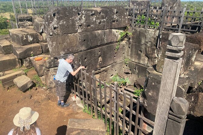 Full-Day Private Adventure Preah Vihea, Koh Ker & Beng Mealea - Koh Ker and its bold pyramid temple