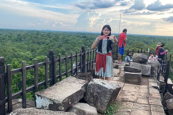 Full-Day Private Adventure Preah Vihea, Koh Ker & Beng Mealea - Guide quality and the benefit of a private group