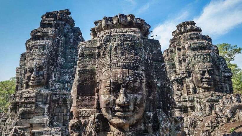 Full Day Private of Angkor Wat Tour with Tuk Tuk - Clothing, comfort, and practical planning
